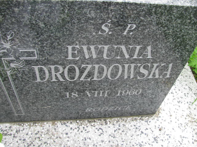 Ewa Drozdowska 1960 Łańcut - Grobonet - Wyszukiwarka osób pochowanych