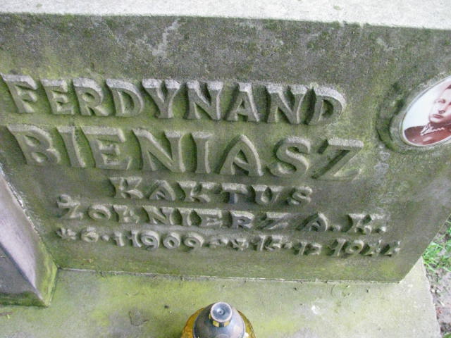 Ferdynant Bieniasz 1909 Łańcut - Grobonet - Wyszukiwarka osób pochowanych