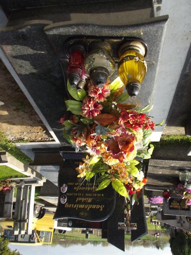 Grób Michał Sandomirski