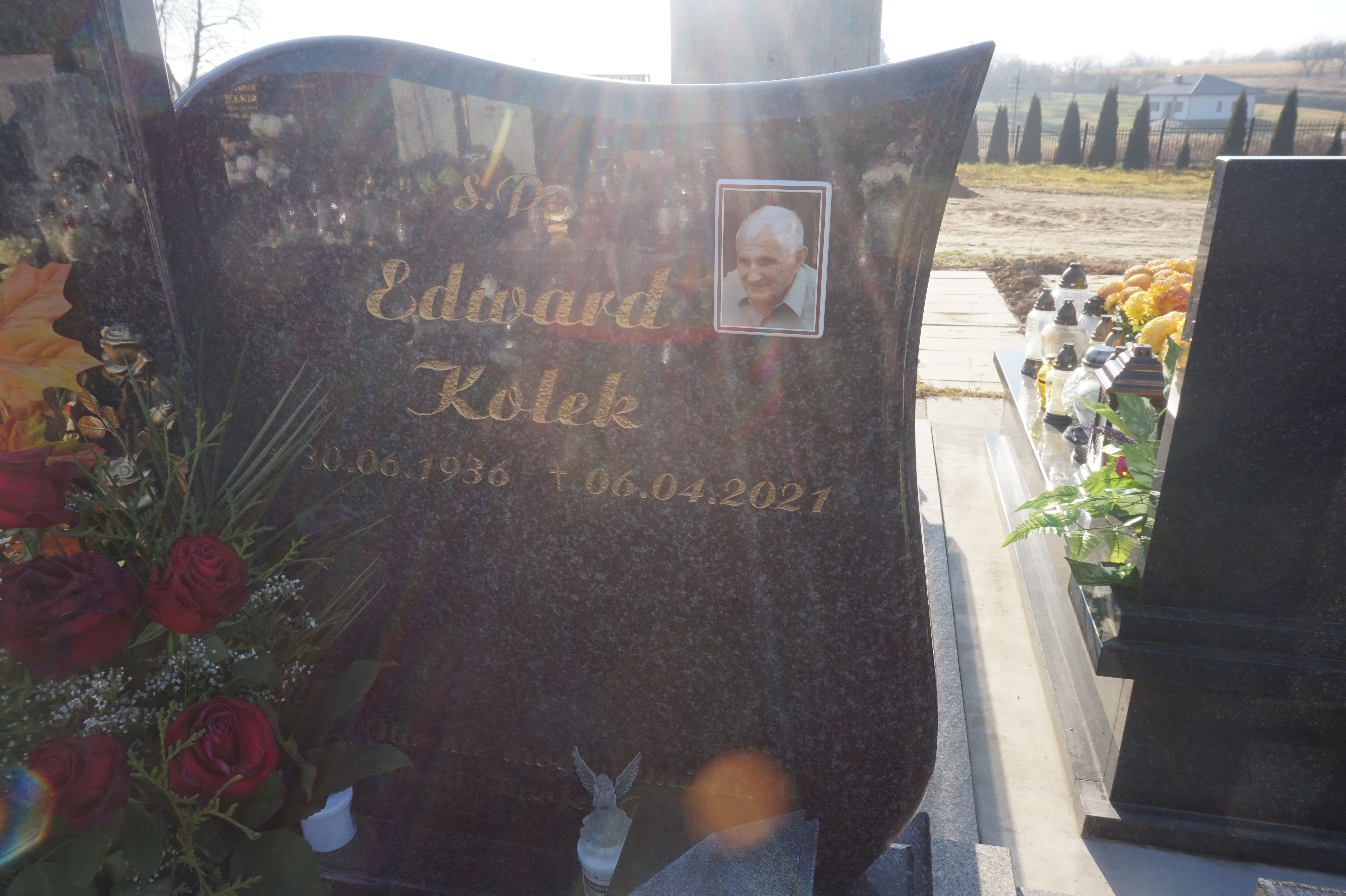 Grób Edward Kolek