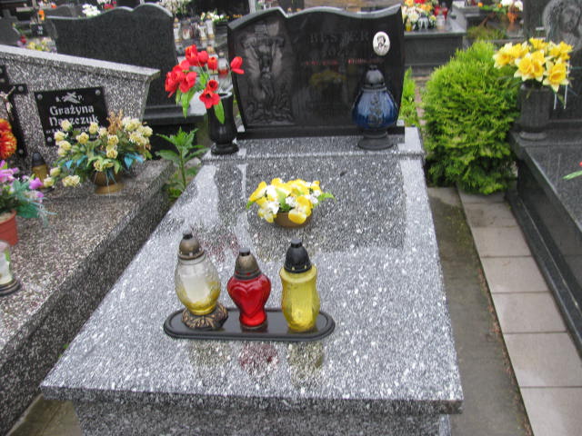 Grób Józef Bester
