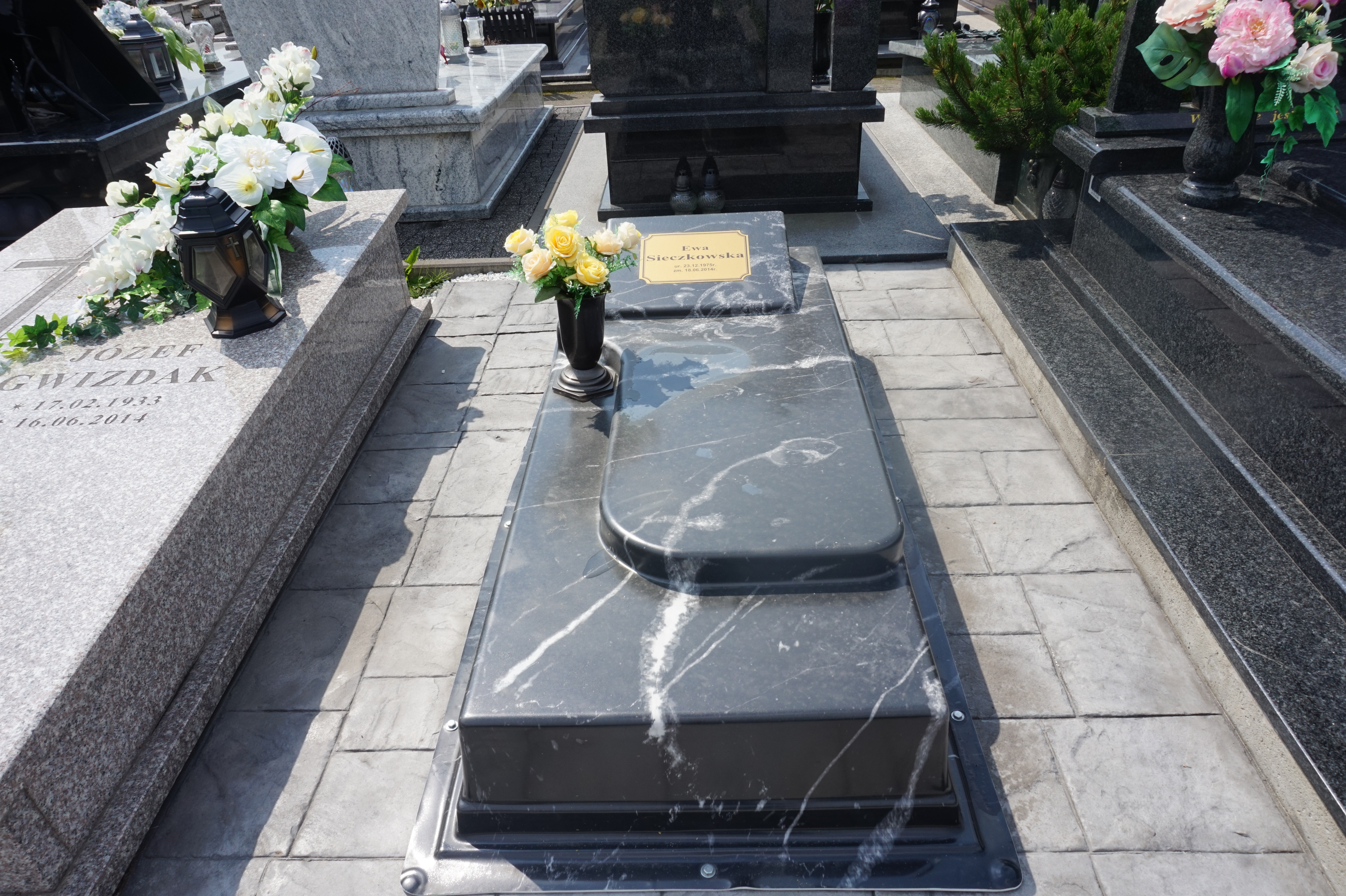 Jacek Sieczkowski 1984 Łańcut - Grobonet - Wyszukiwarka osób pochowanych